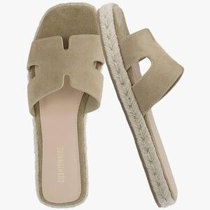NIB Cushionaire Genuine Suede Espadrille Mule Sandals Flats